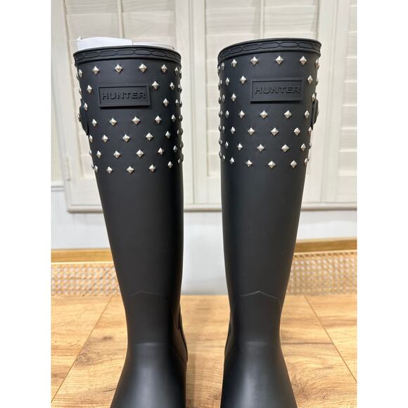 Hunter Womens Refined Tall Stud Cuff Boots Black Size 6 US 37 EU NWOB Rain Boots - Picture 5 of 15